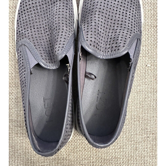 LOFT Women s Size 7 Loafers Laser Cut Leather Gray Comfort Shoe - Picture 6 of 9
